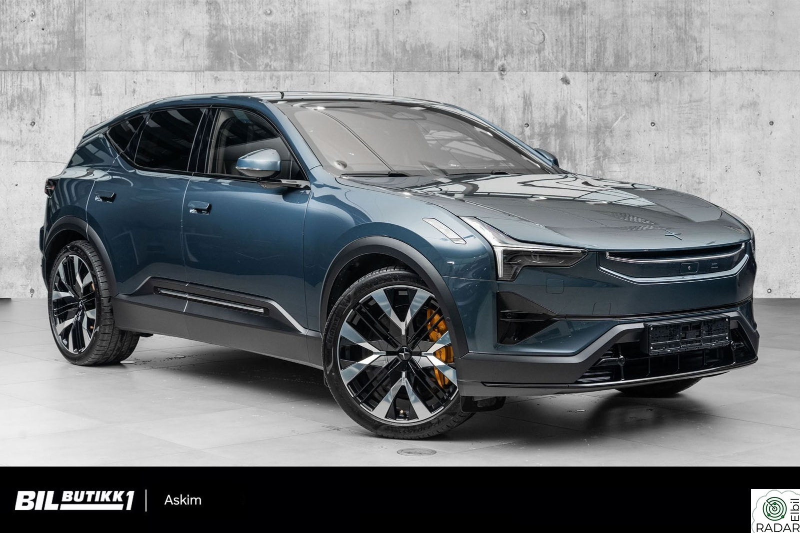 POLESTAR 3 LR Dual Motor Performance, B&W, HUD, Pano, Krok, 360kam