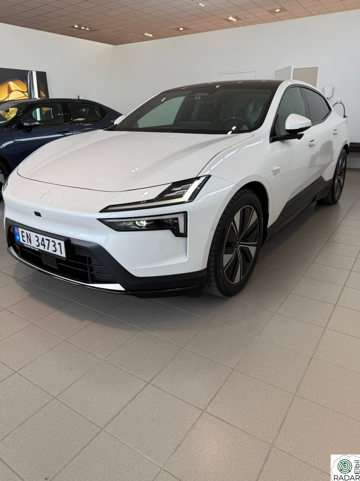 POLESTAR 4 LR Dual motor Plus Pilot Pack (K)