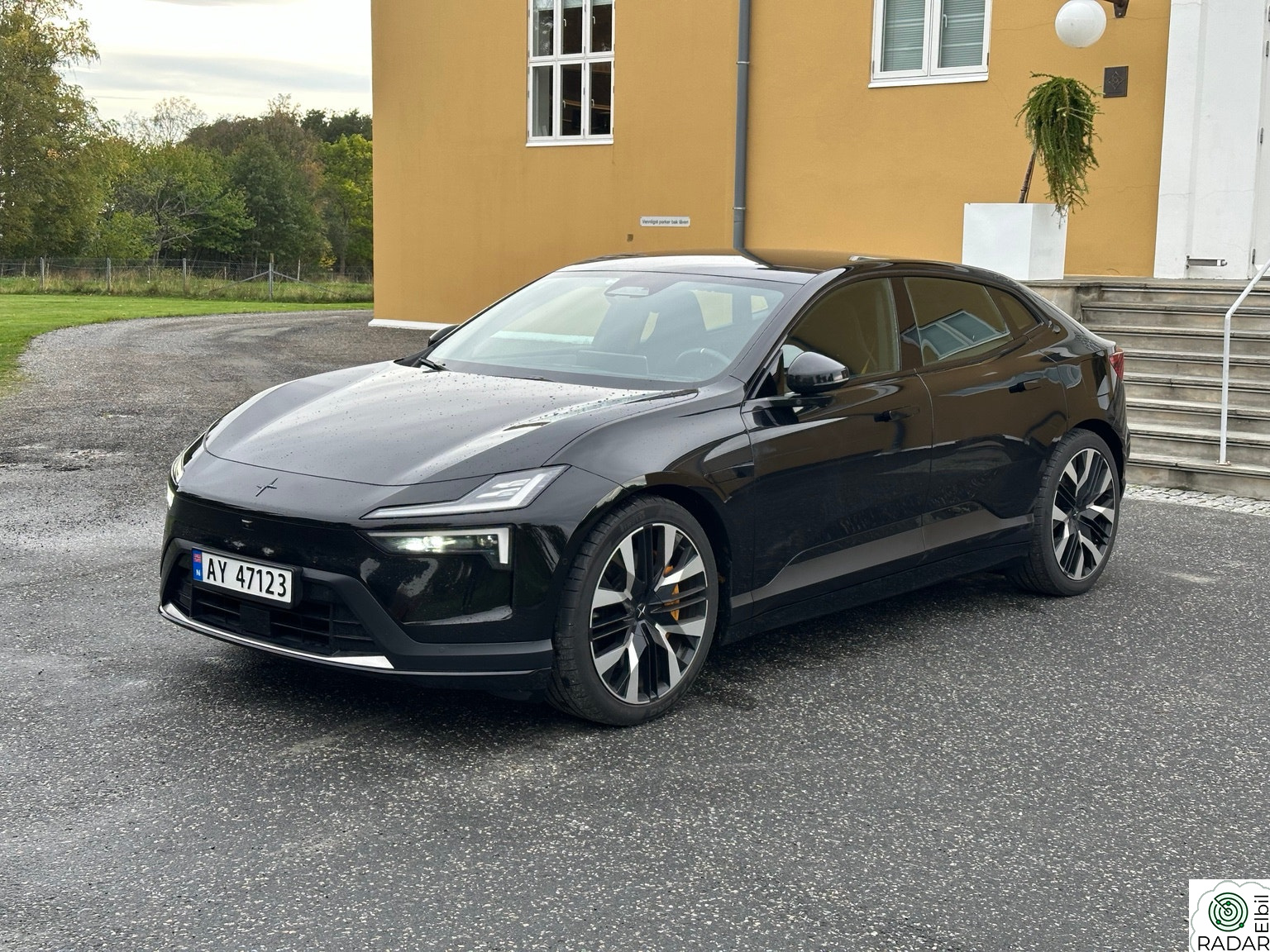 POLESTAR 4 Plus, performance