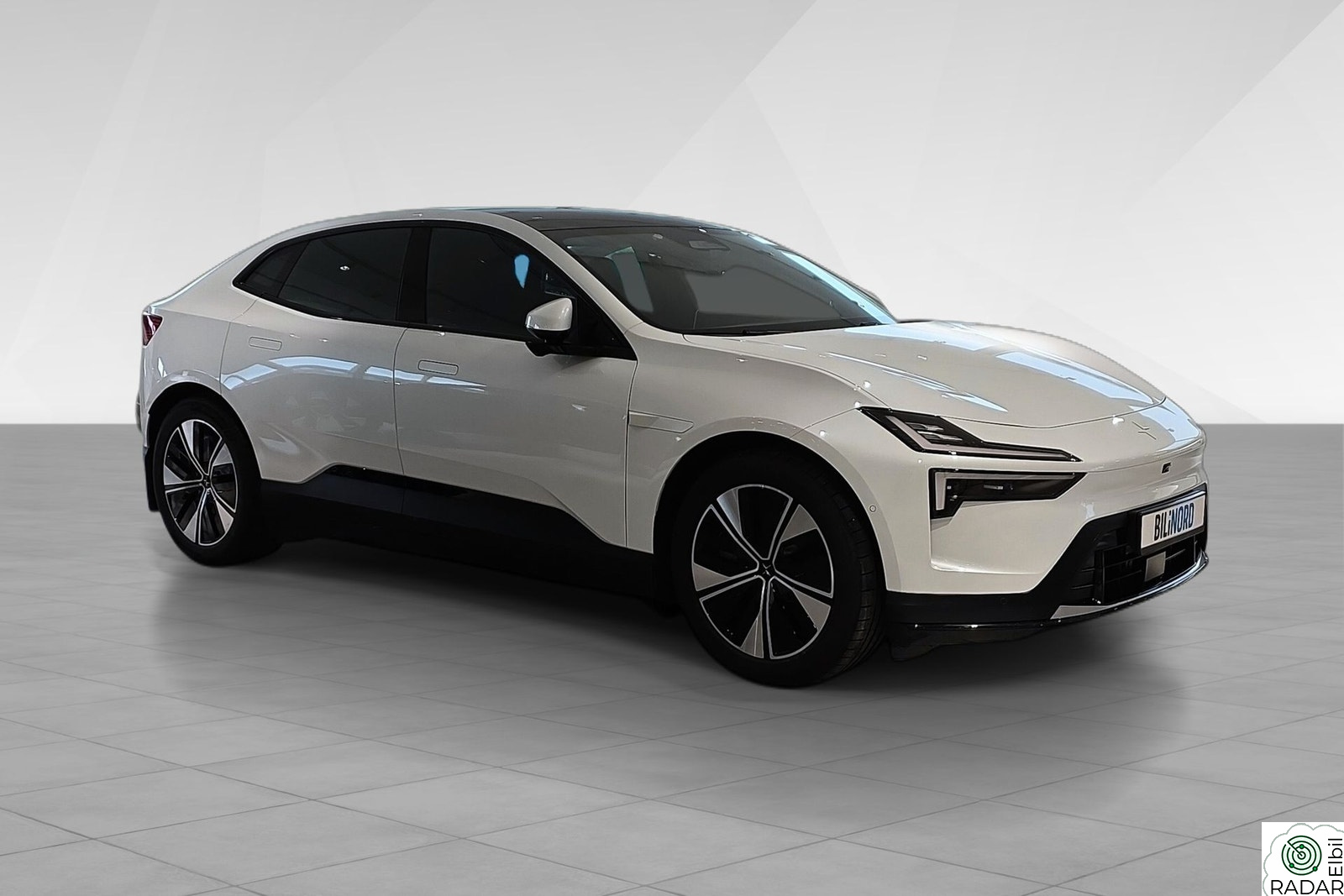 POLESTAR 4 Polestar 4 Long Range Dual motor