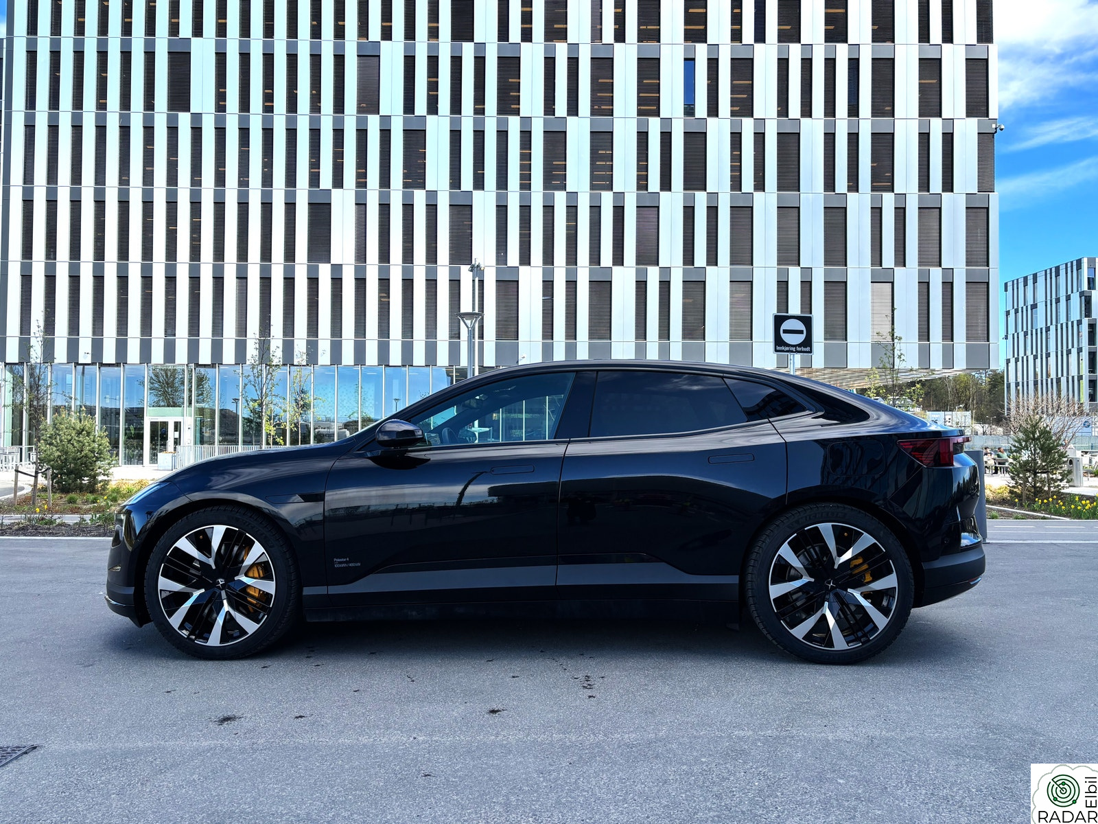 POLESTAR 4 LR Dual motor Performance Prime