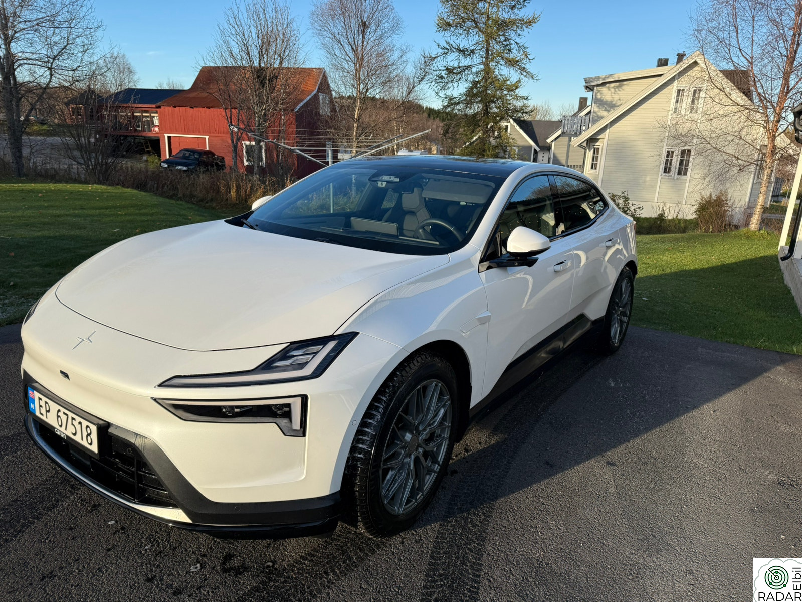 POLESTAR 4 LR Dual motor Plus Pilot Pack (K)
