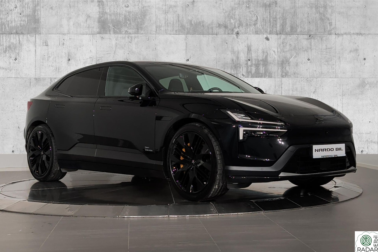 POLESTAR 4 LRDM - 544HK - AWD - PERFORMANCE - PILOT - PLUS - 22"
