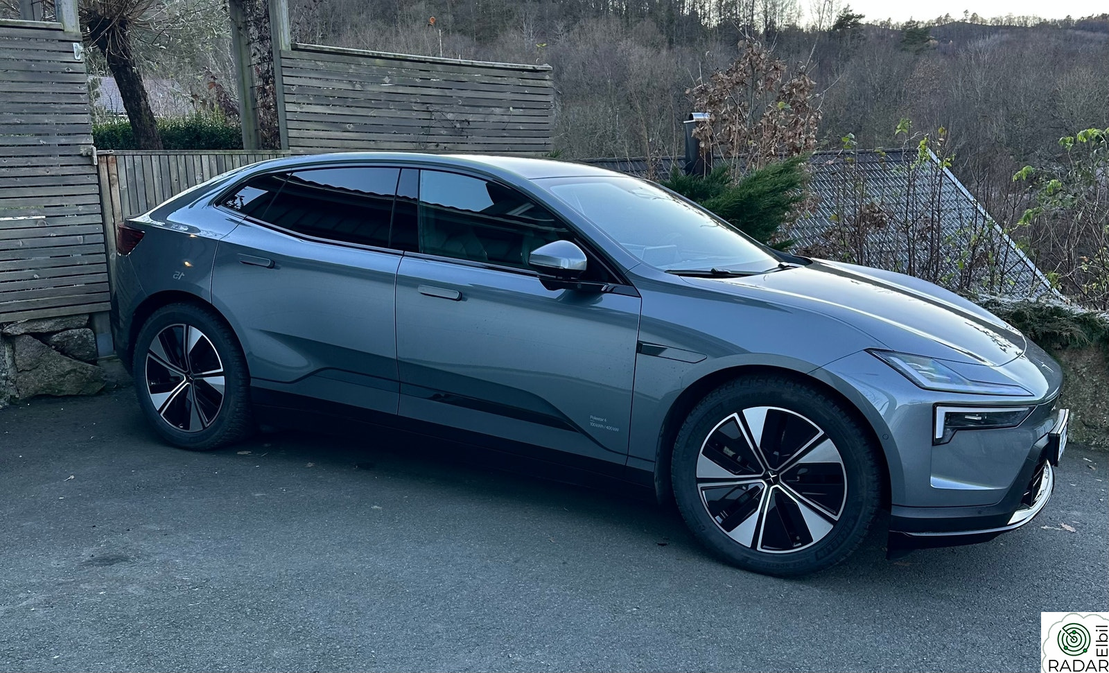 POLESTAR 4 LR Dual motor Plus Pilot Pack (K)