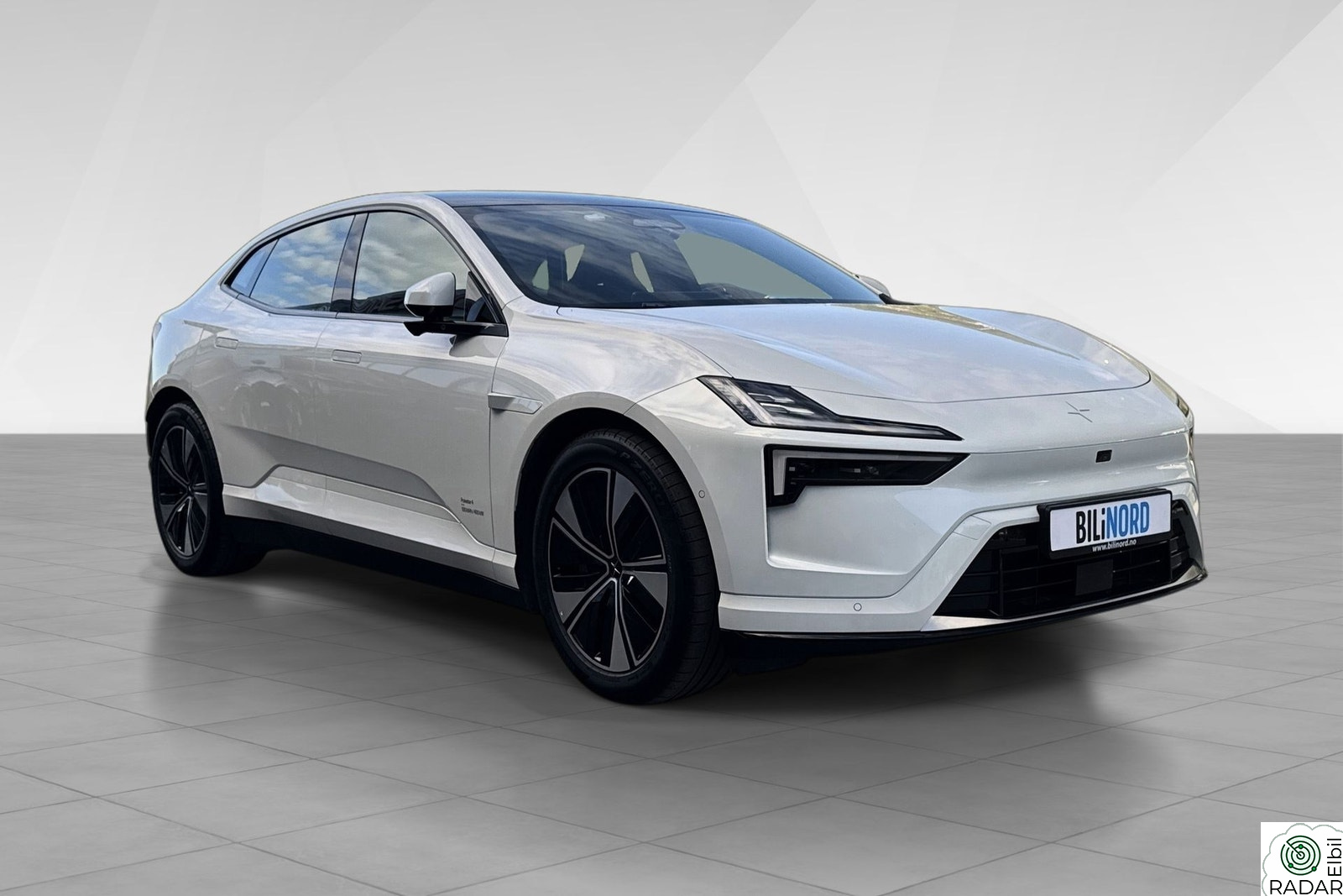 POLESTAR 4 Long Range Dual Motor Glasstak