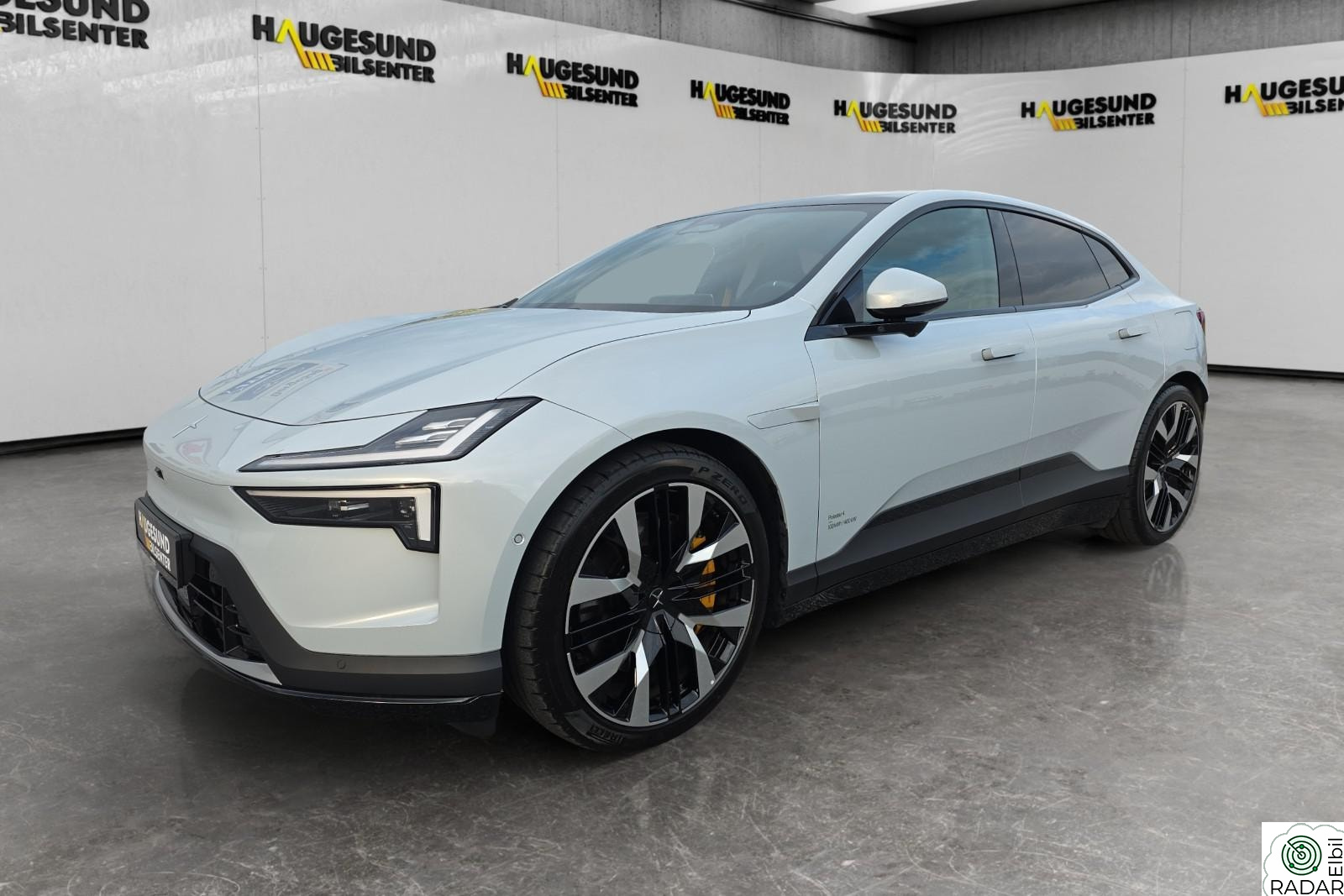 POLESTAR 4 Performance Prime AWD | 22"+22" | Pano | H&K | Krok