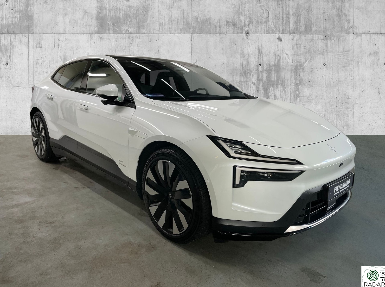 POLESTAR 4 LRDM Pilot Plus PANO|21"|PRO.PACK|360|PILOT.ASSIST