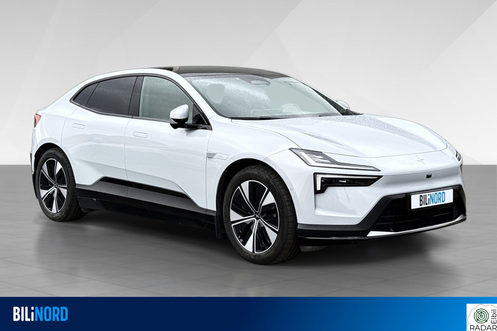 POLESTAR 4 Long Range Dual Motor PrimePack/Krok 2.000kg++