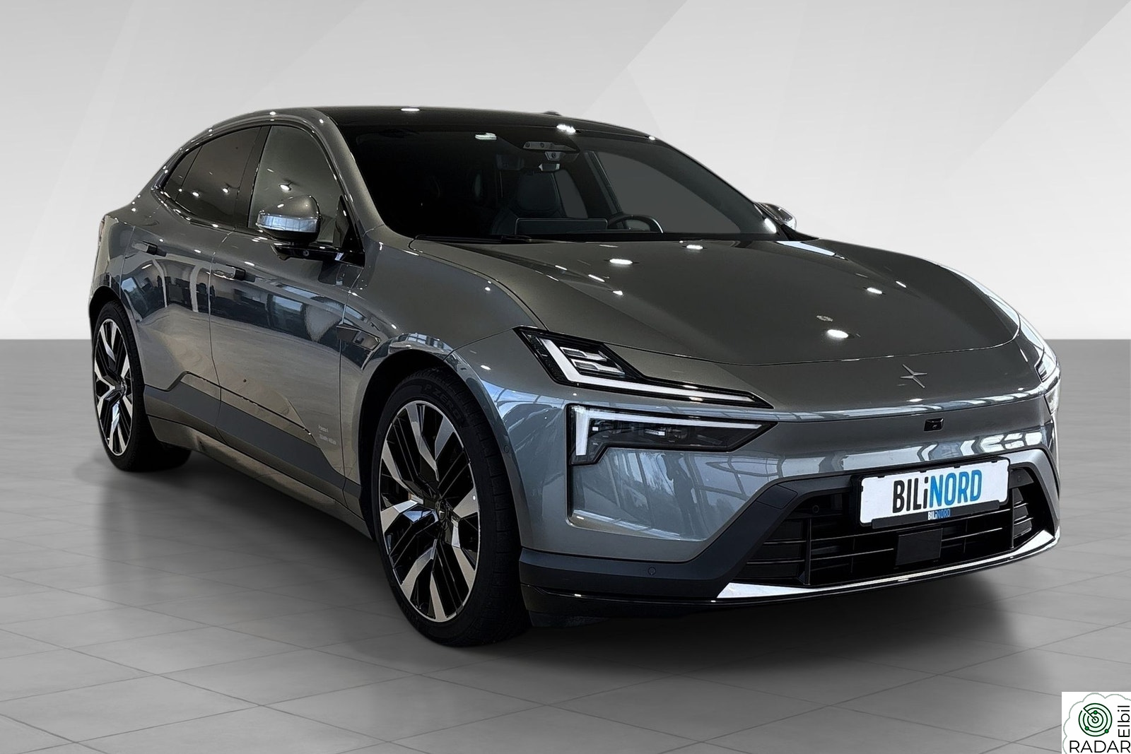 POLESTAR 4 Performance