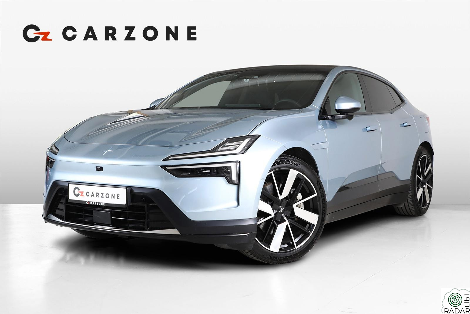POLESTAR 4 LONG RANGE SM/PLUS/PILOT/PIXEL/HUD/600KM WLTP/H&K