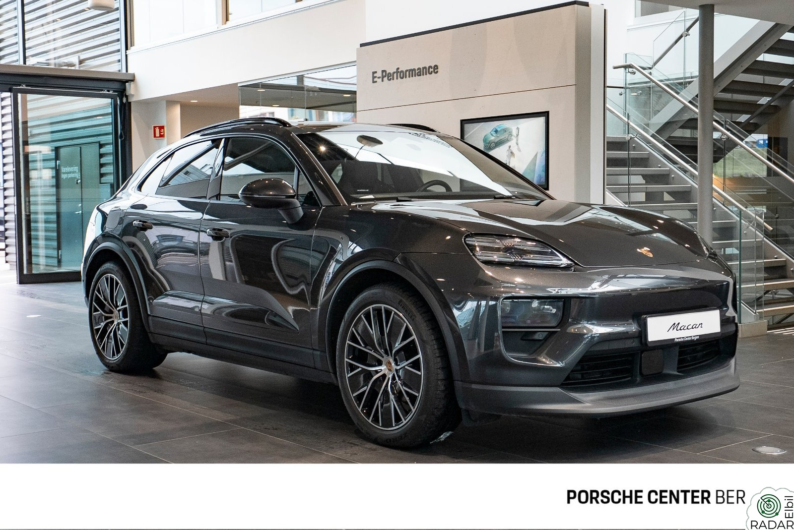 PORSCHE Macan 4 4/BOSE®/18-Way/Luft understell/Keyless/360-cam