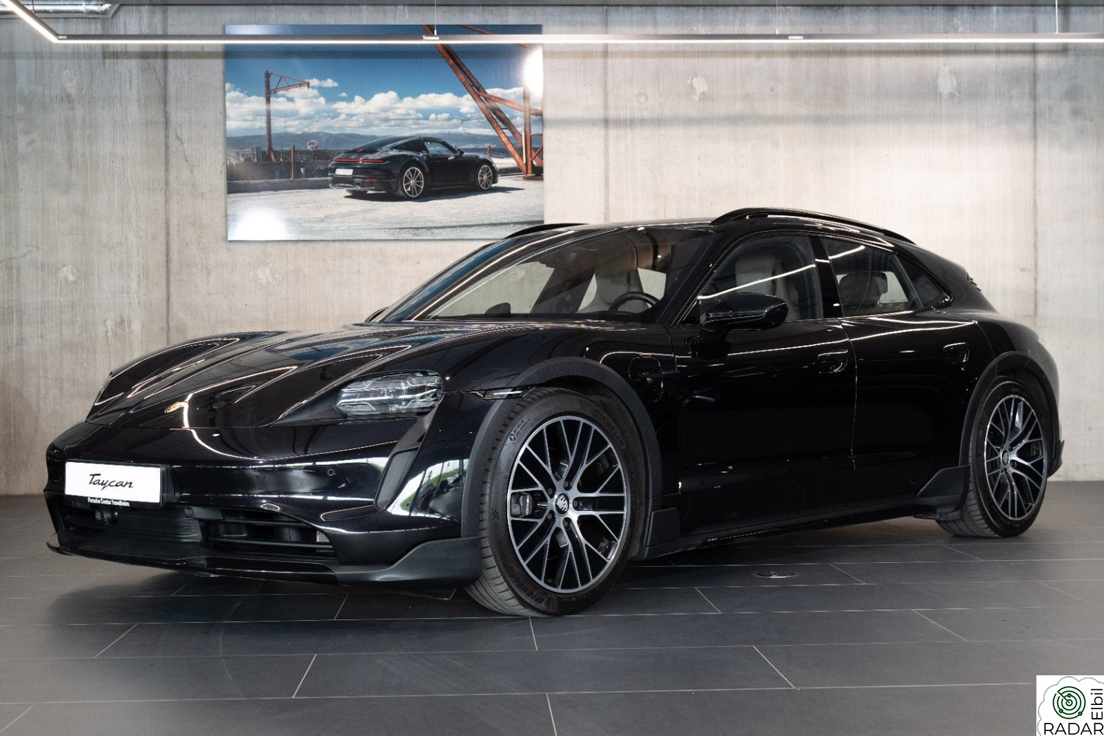 PORSCHE Taycan 4 Rear-ax, Offroad des, Matrix, Bose, 360+++