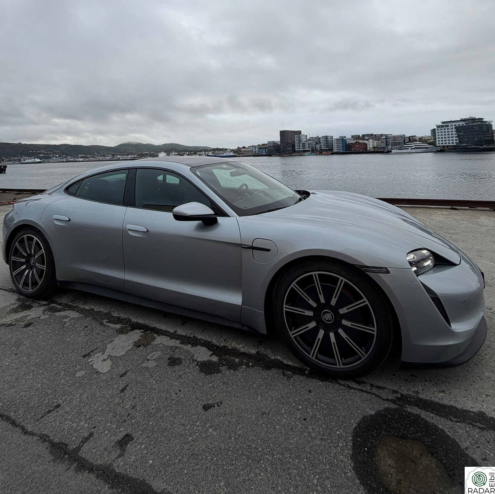 PORSCHE Taycan 4S 4S