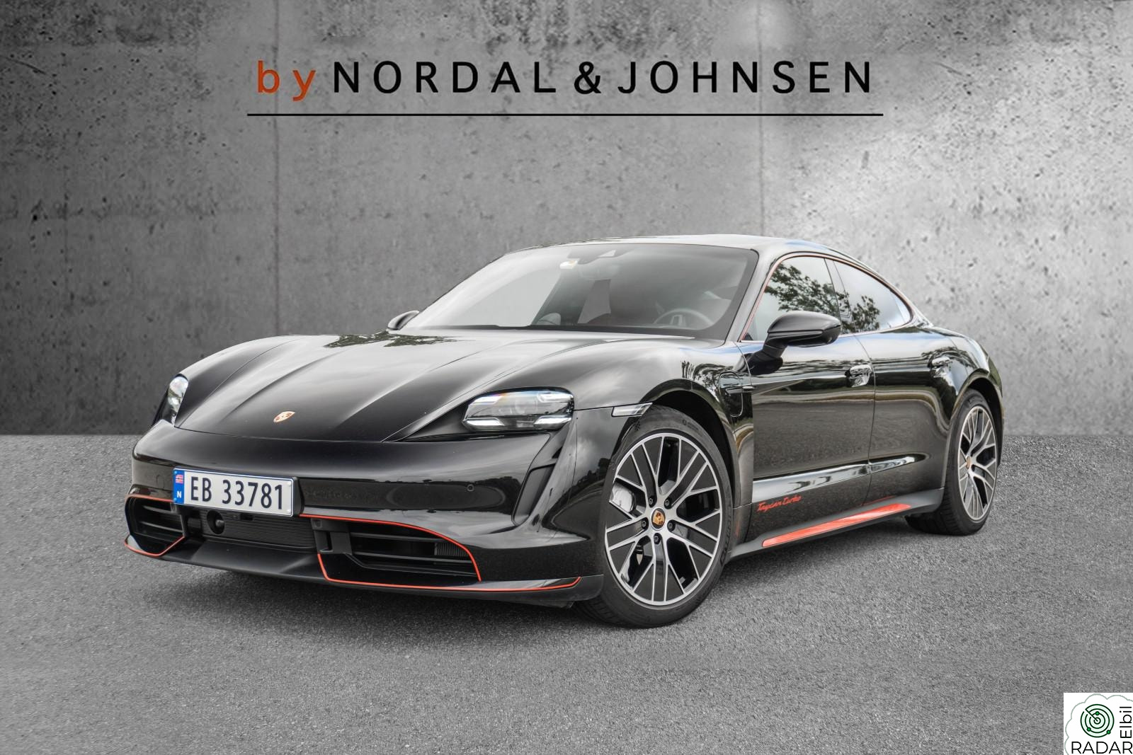 PORSCHE Taycan Turbo Turbo PASS.DISPLAY LUFT 360KAM ADAPTIVCRUISE 18-VEIS
