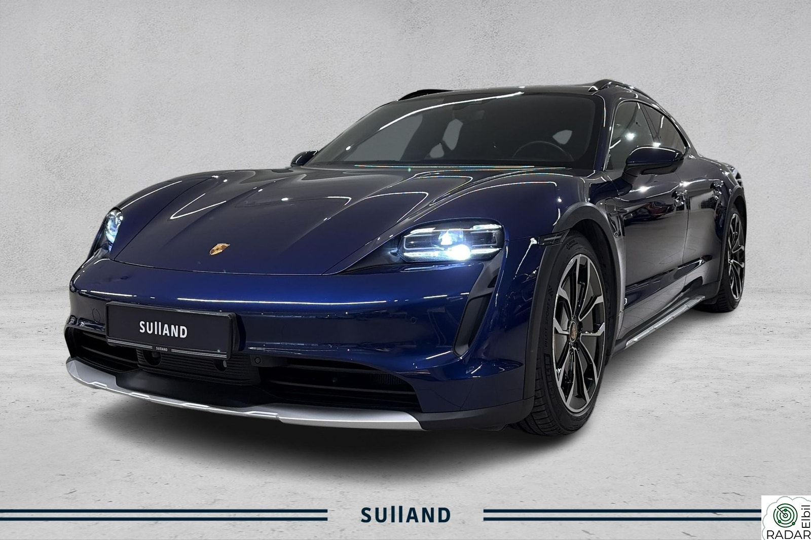 PORSCHE Taycan 4 NightVision/Pano/18-veis/PDLS+/BOSE/360/SportChrono