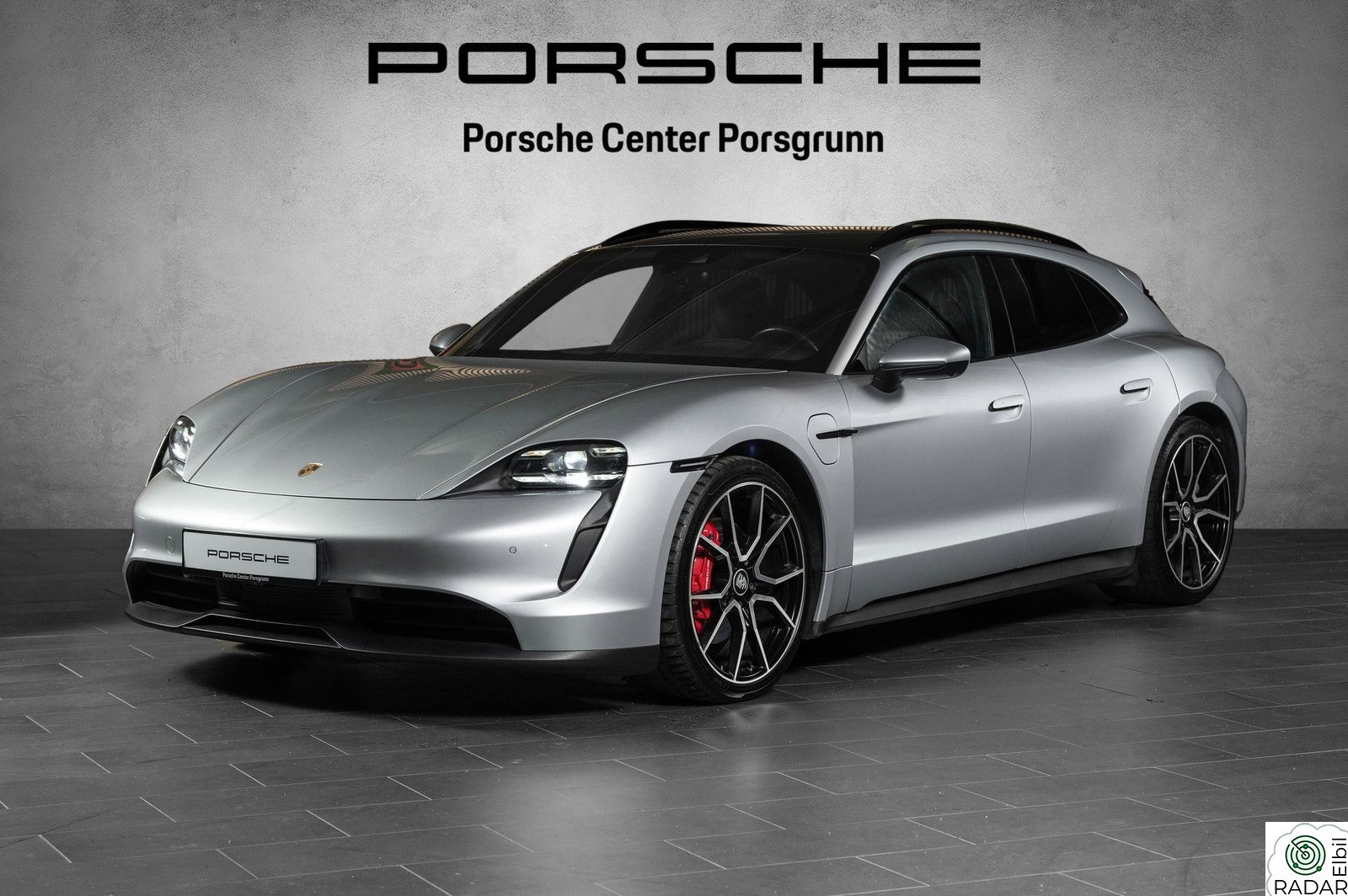 PORSCHE Taycan 4S 18veis/Comfort Accecc/ACC/Bose/LED++
