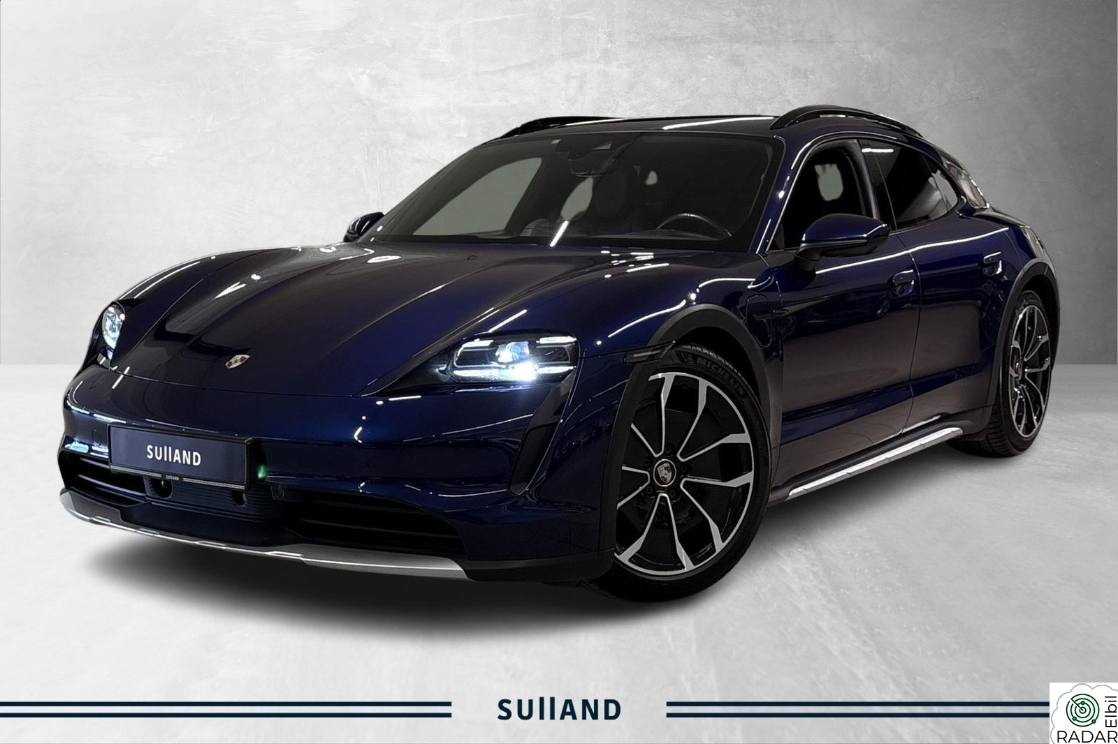 PORSCHE Taycan 4 NightVision/Pano/18-veis/PDLS+/BOSE/360/SportChrono