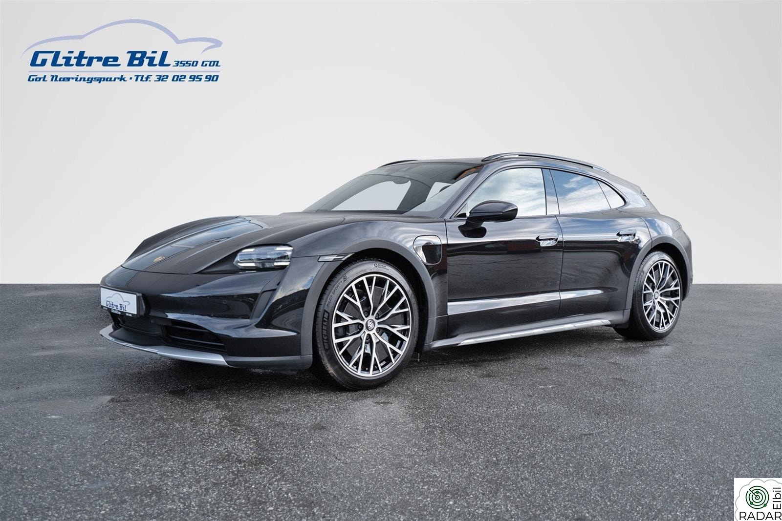 PORSCHE Taycan 4 4 93,4kWh PBP|Pano|BOSE|PASM|PDLS Plus|ACC|Garanti++
