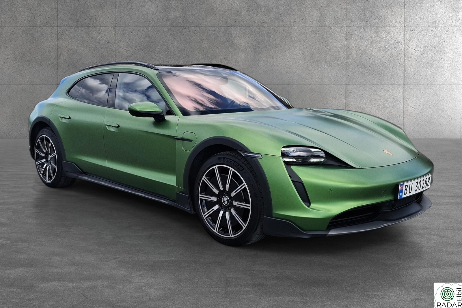 PORSCHE Taycan 4 4 OFFROAD BURMESTER MATRIX UTSTYRSBOMBE NORSK BIL++