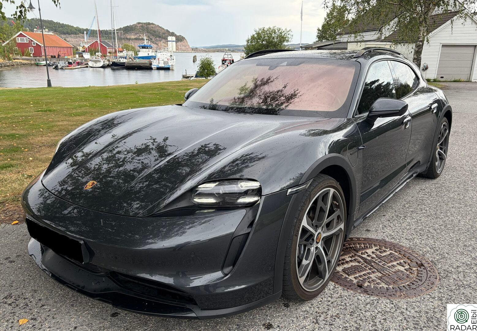 PORSCHE Taycan 4 18-veis | Panorama | 4+1 | Bose | Matrix | Sport Chrono
