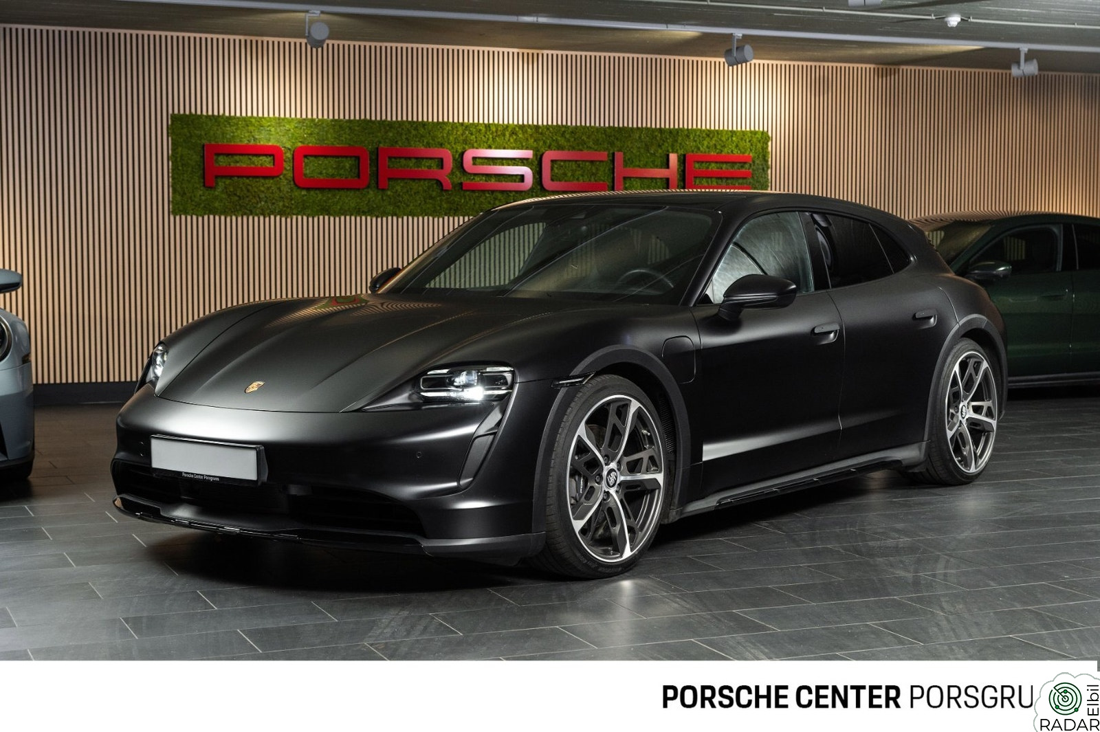 PORSCHE Taycan 4 4 Cross Turismo BOSE/Pano/ACC/Sport-chrono/+++