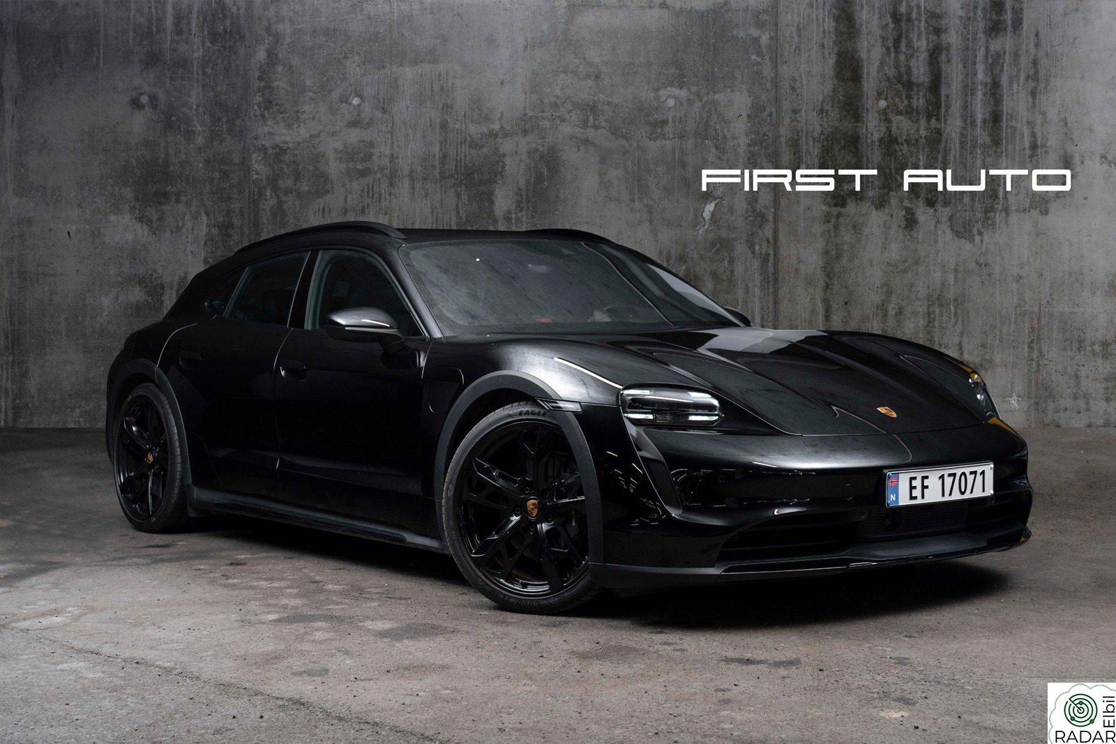 PORSCHE Taycan 4 4 TOPP UTSTYRT SE KM KR 7.700,-/MND