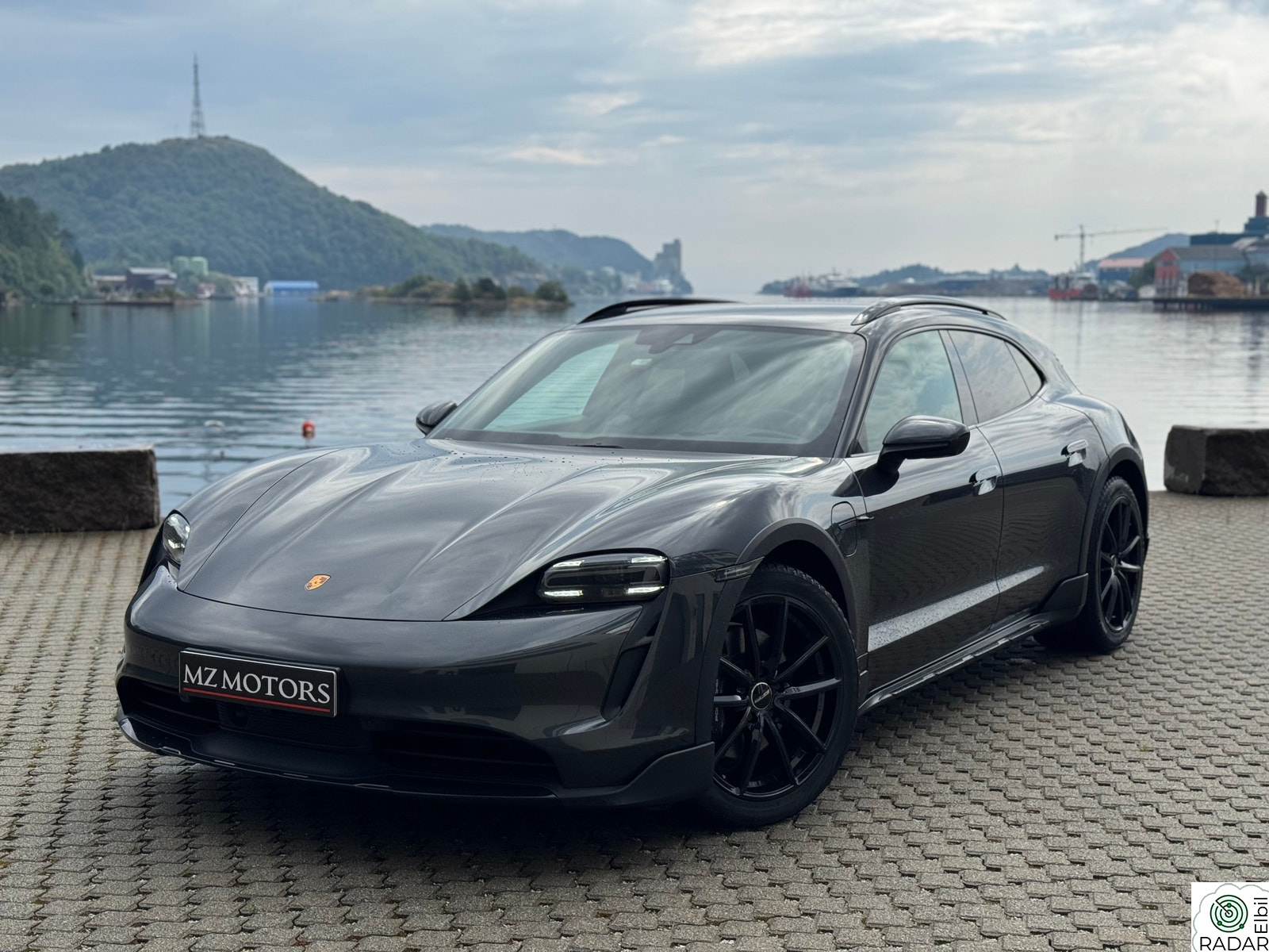 PORSCHE Taycan 4 4 Cross Turismo - Bose/18veis/Chrono/360/Pano/P.Display