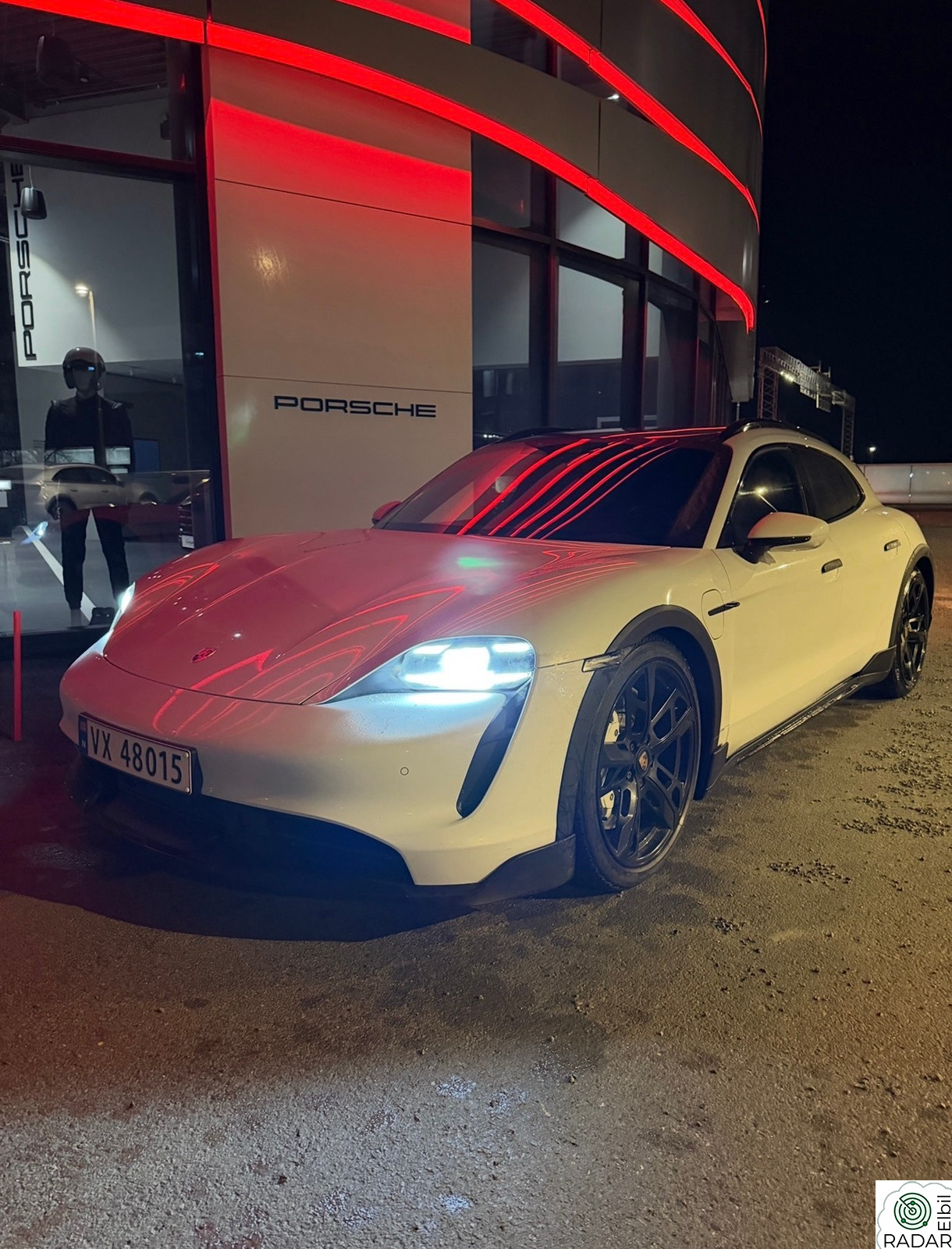 PORSCHE Taycan Turbo Turbo