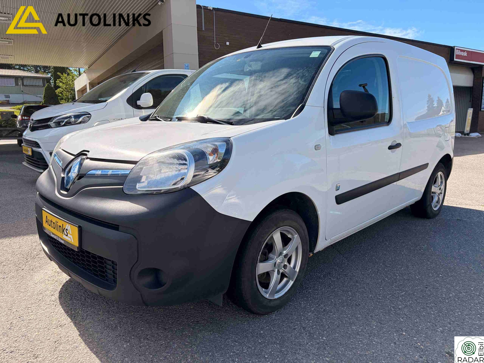 RENAULT KANGOO Z.E. Z.E. ELEKTRISK / AUTOMAT / EU 11.2027
