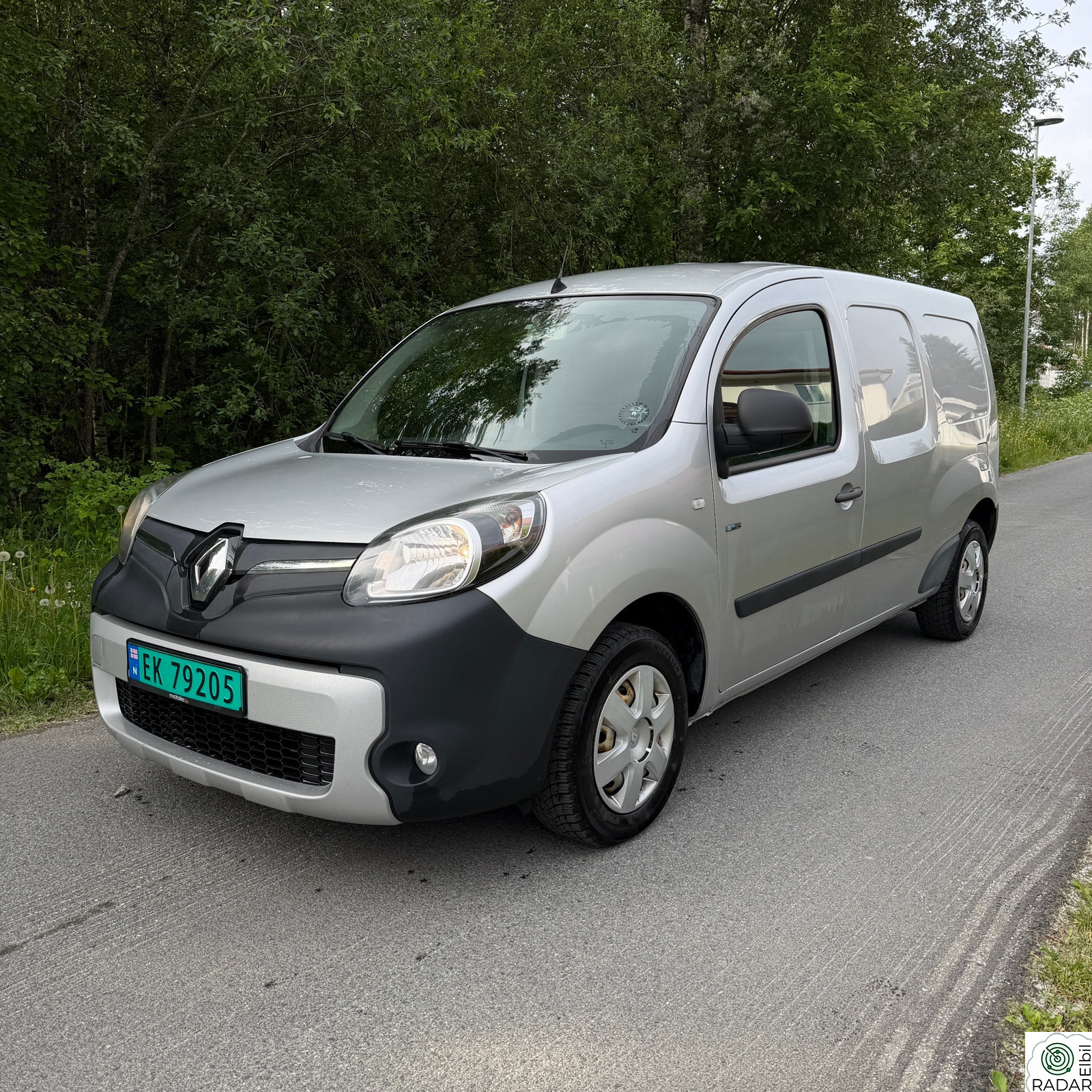 RENAULT KANGOO Z.E. Maxi / 33kw / Kamera / Webasto / S+V / Ladekabel