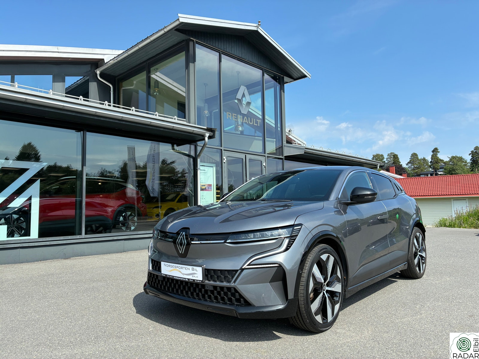 RENAULT MEGANE E-TECH ELECTRIC E-Tech Electric 220 Techo Solgt Ny i Norge