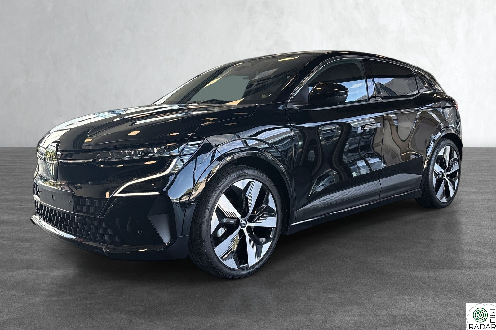 RENAULT MEGANE E-TECH ELECTRIC E-TECH Techno 360 Kamera-Adaptive Cruise Lav km