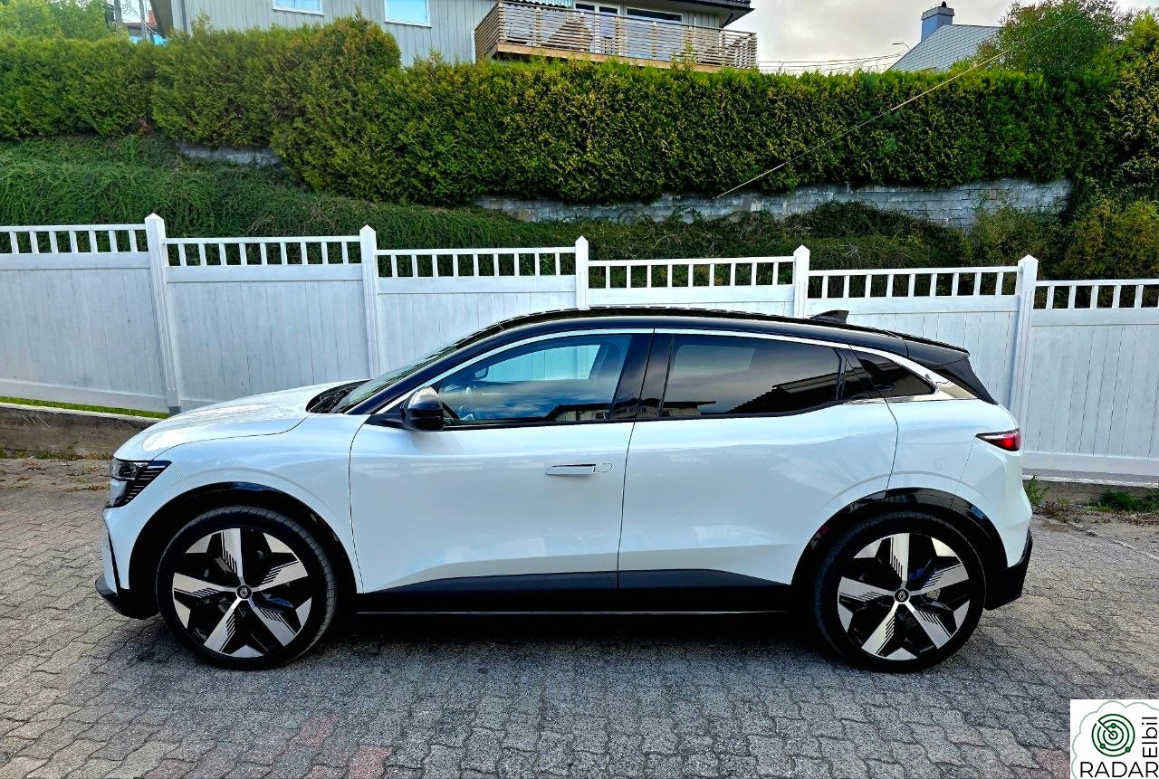 RENAULT MEGANE E-TECH ELECTRIC E-Tech Electric 220 Iconic