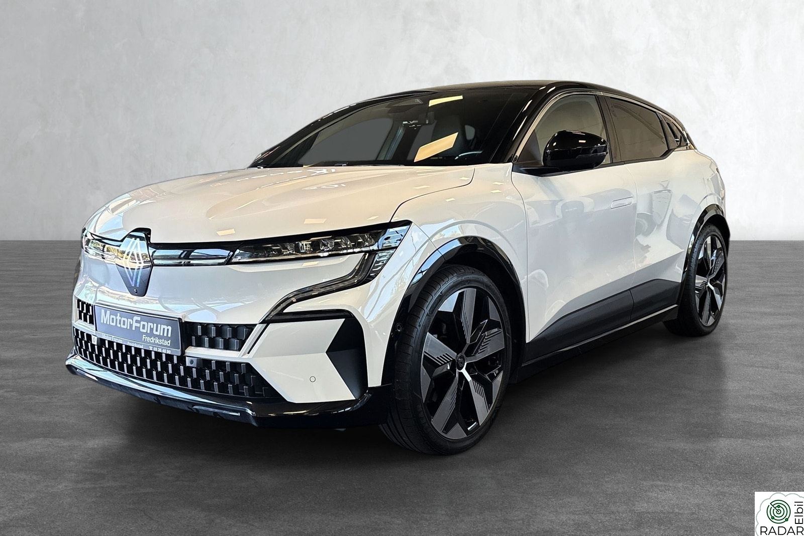RENAULT MEGANE E-TECH ELECTRIC E-Tech Electric 220 Techno/ m. Harman Lydanlegg