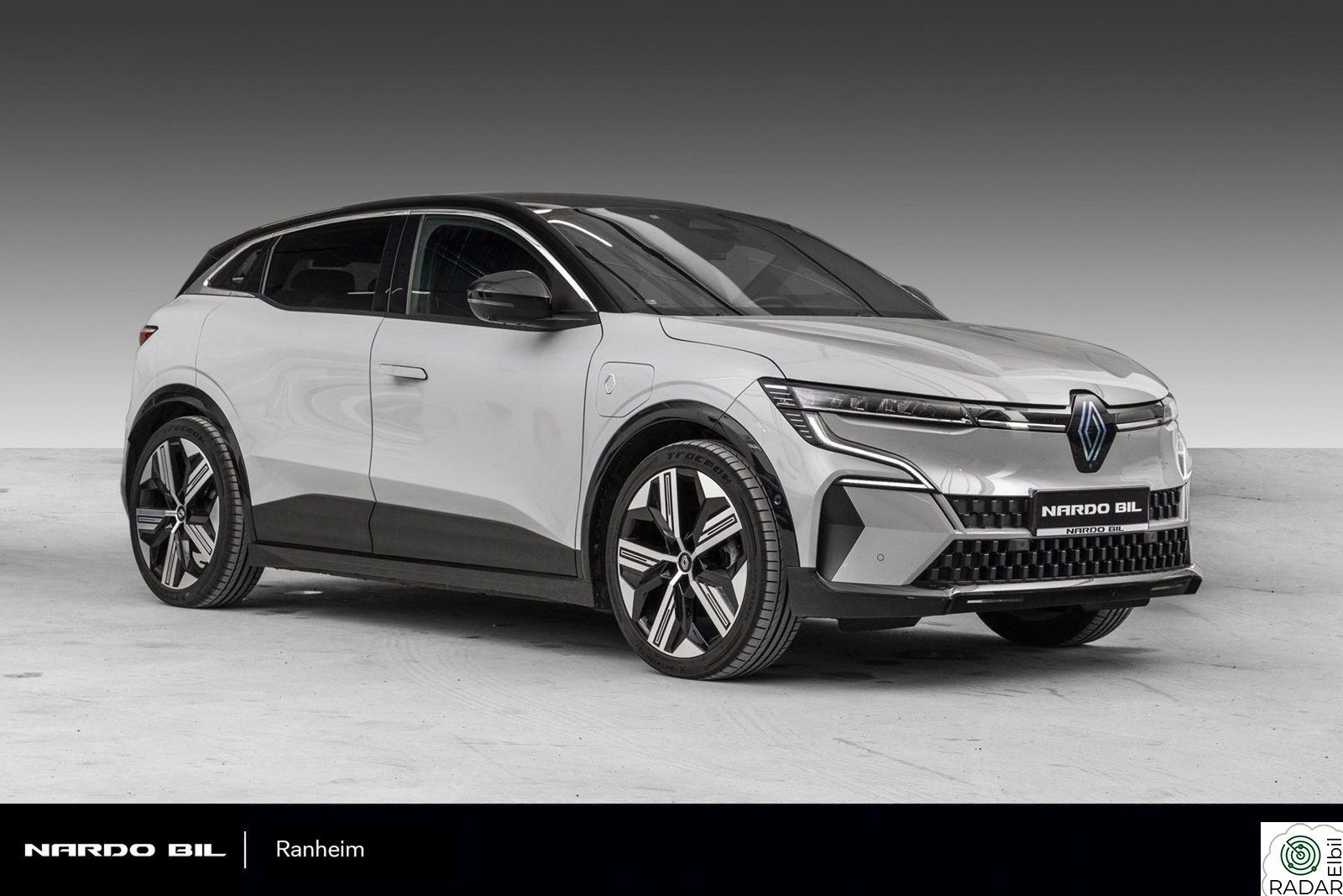 RENAULT MEGANE E-TECH ELECTRIC Iconic Toppmodell/ACC/Rattvarme/360Kamera