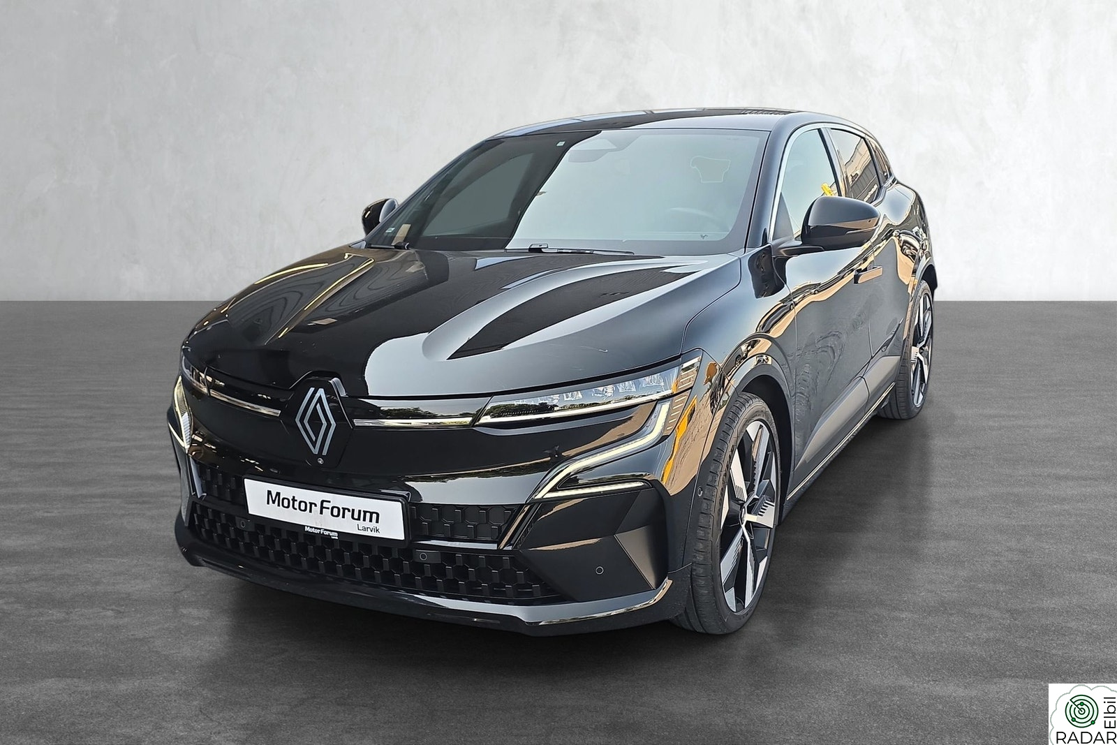 RENAULT MEGANE E-TECH ELECTRIC Techno/Park pack/ Delskinn/ 360/ DAB/ Navi/ BT/