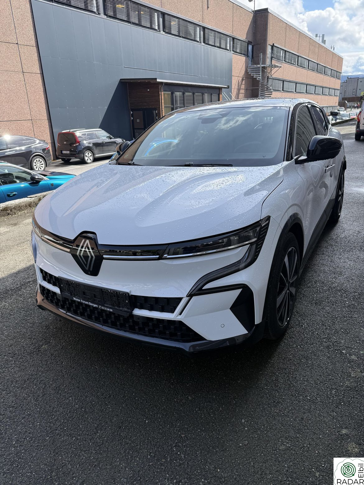 RENAULT MEGANE E-TECH ELECTRIC Electric techno 220hk - R.kam, Navi, ACC