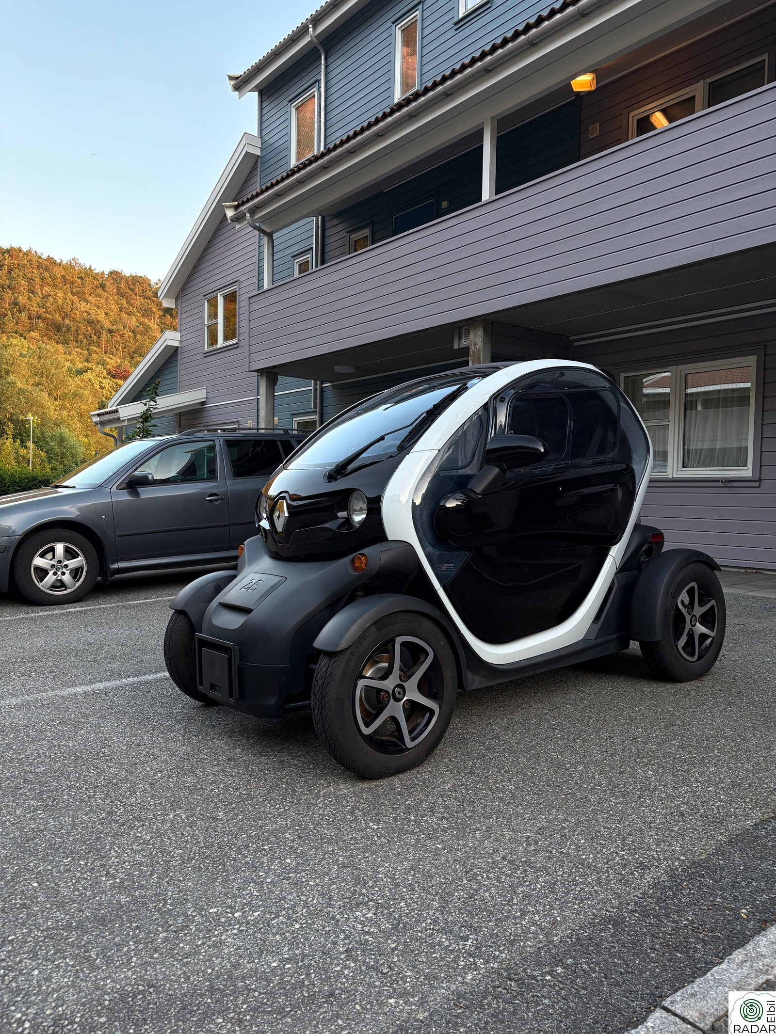 RENAULT Twizy Har koreanske vinduer.
