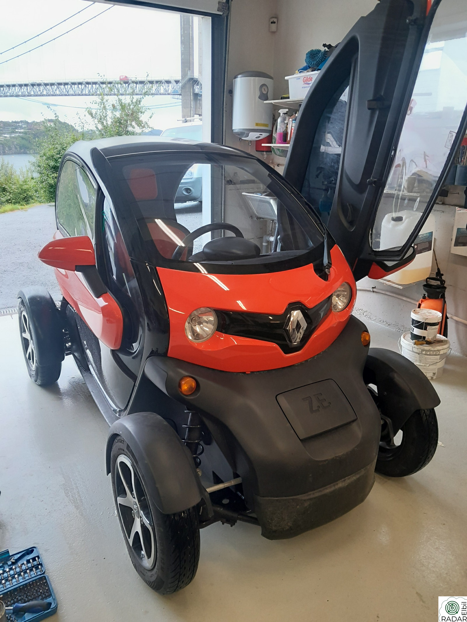 RENAULT Twizy El bil/lett motor sykkel.Gratis parkering å bom