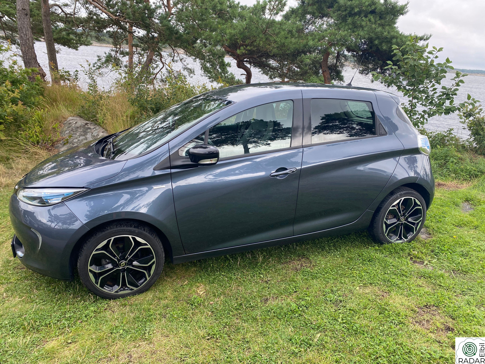 RENAULT ZOE Svært pen!Iconic.Bose.Skinn.17alu.Gar.test.Ny EU/serv.