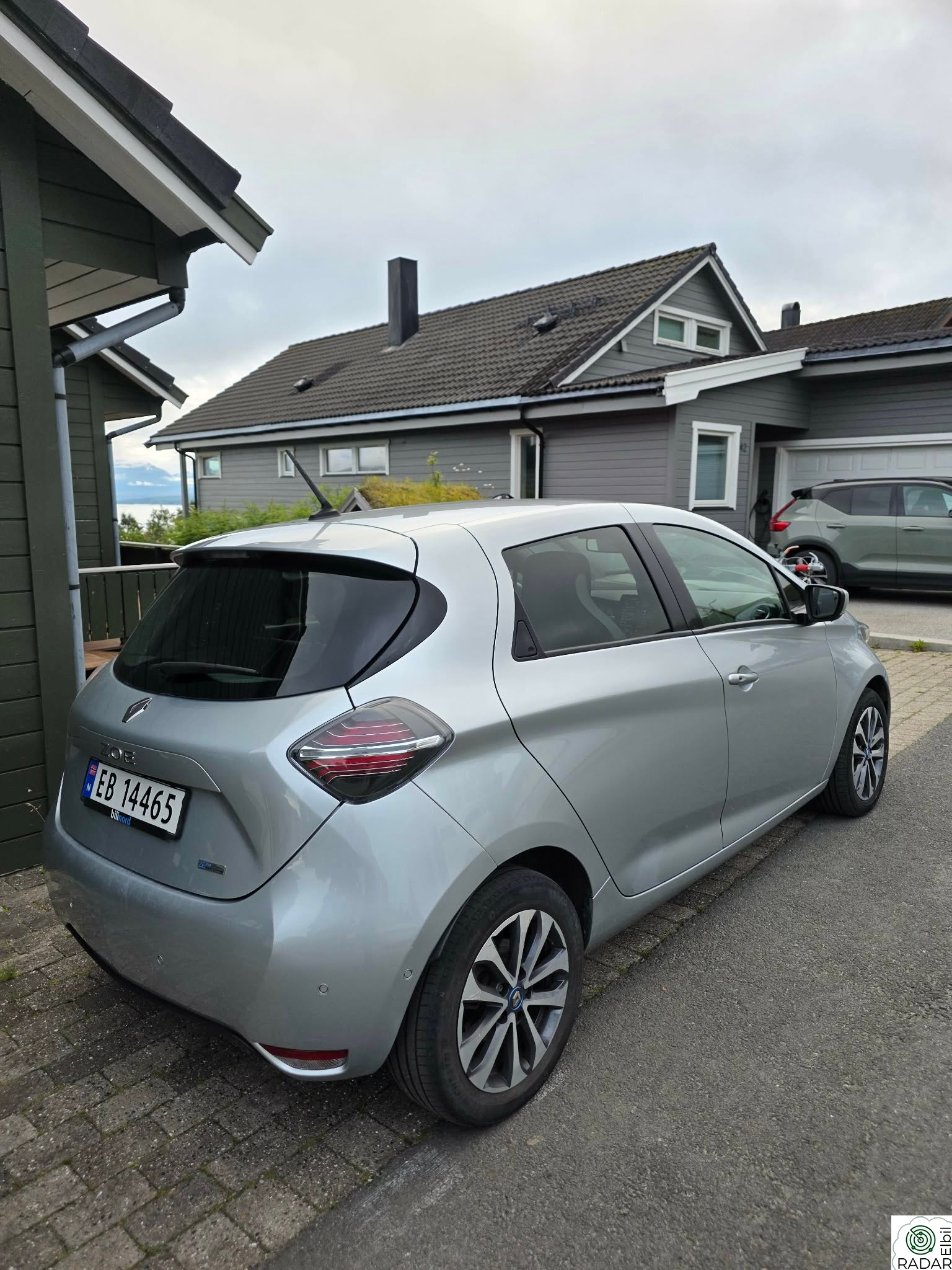 RENAULT ZOE