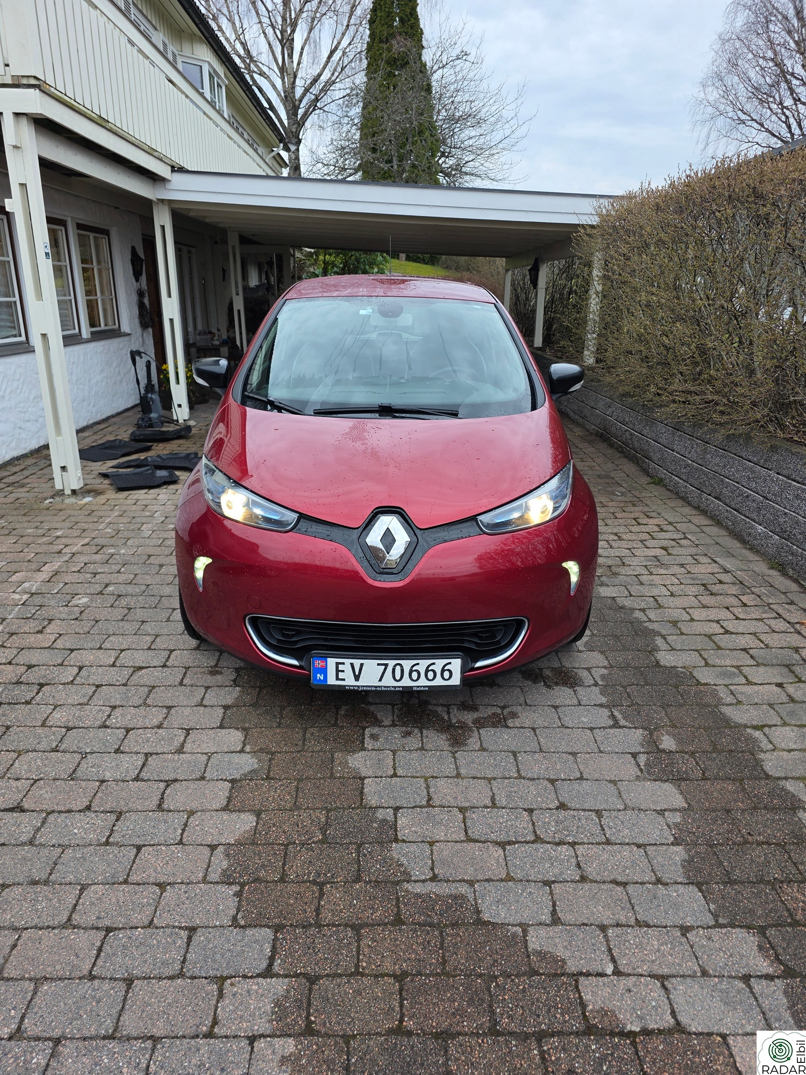 RENAULT ZOE Z.E. 40 R110 Iconic