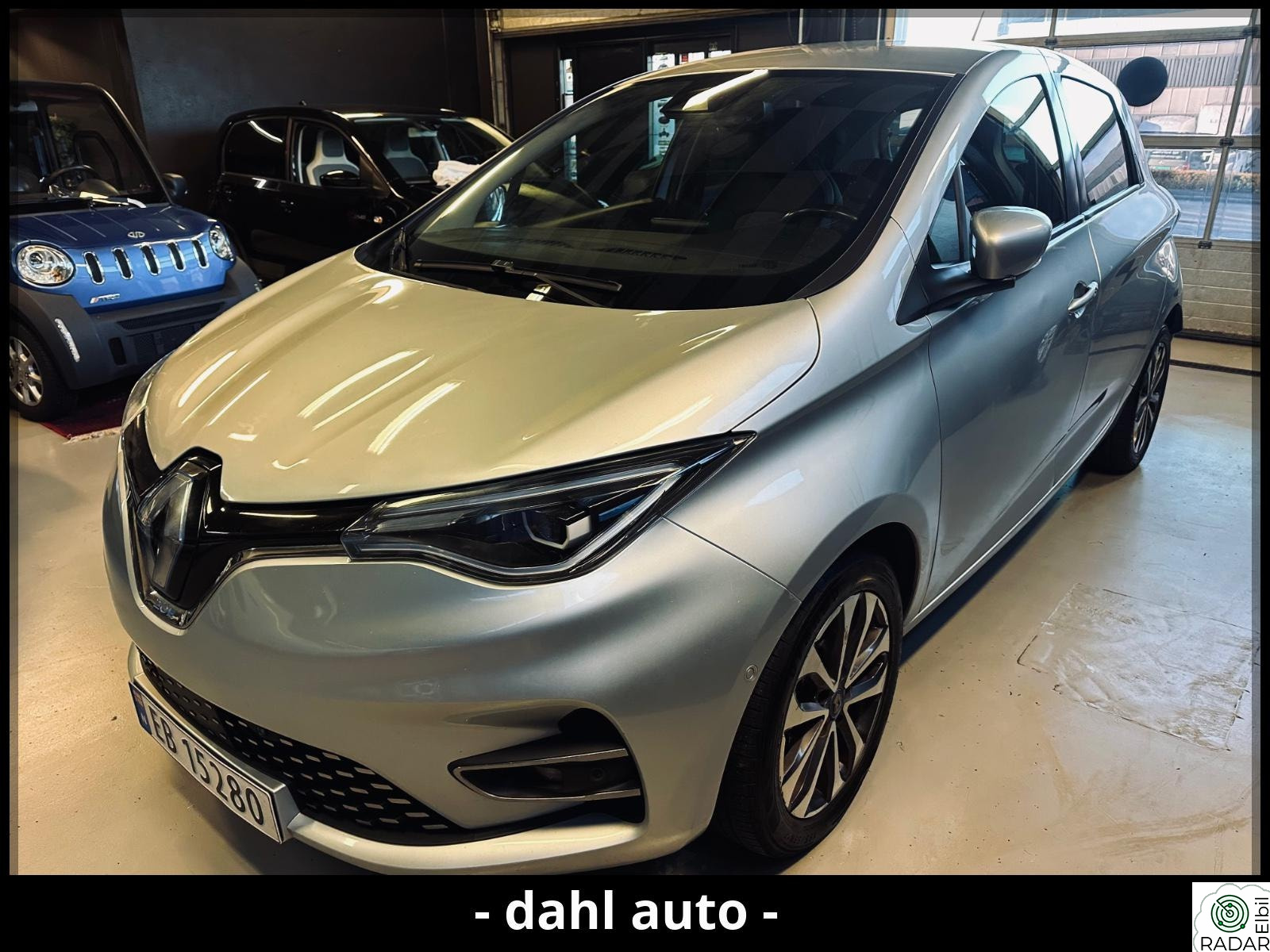 RENAULT ZOE ZE50/AUT/SKINN/DAB/R-KAM/NAVI/CCS/KUN 1 EIER/EU-OK 2/28