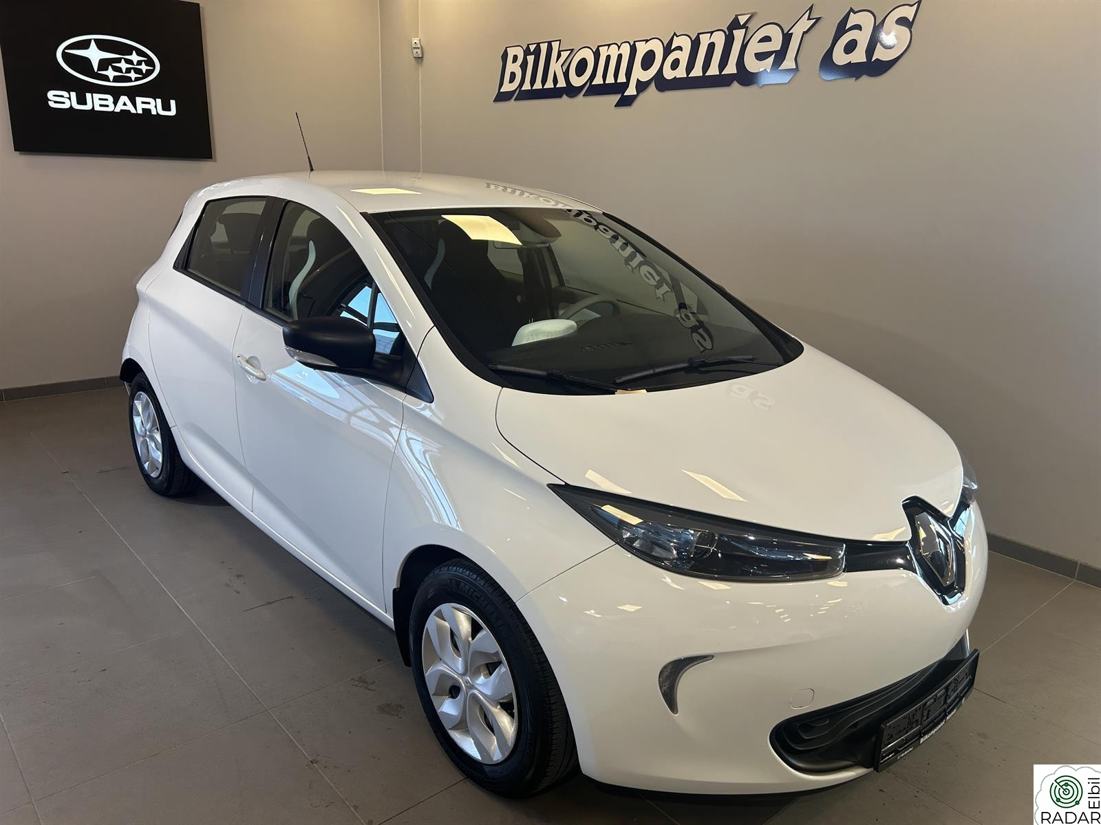 RENAULT ZOE Z.E. 40 R90 300km wltp - helt nye dekk -