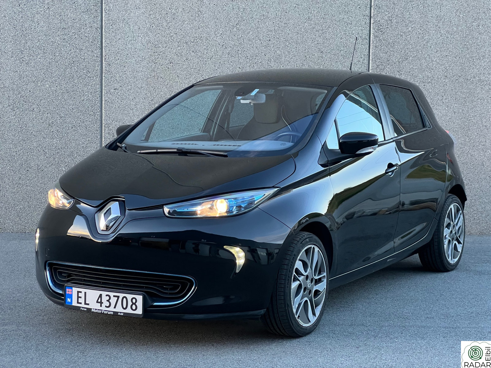 RENAULT ZOE Ny EU 05.2028 | Lav km | R.kamera | Cruise