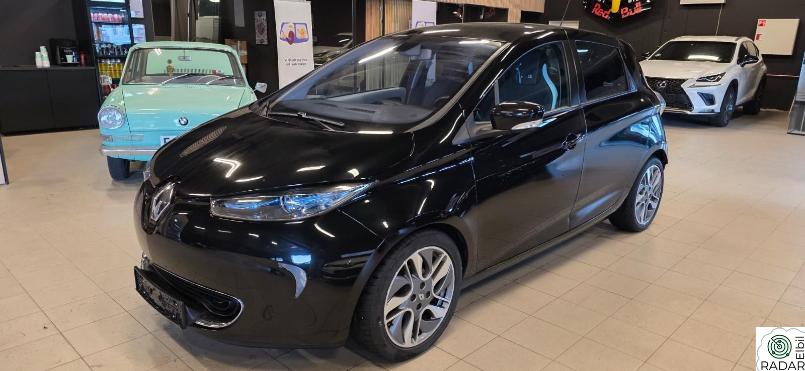 RENAULT ZOE EN EIER/ Kamera/ Ladekabel