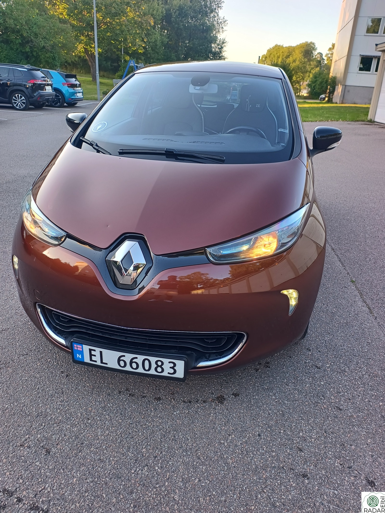 RENAULT ZOE