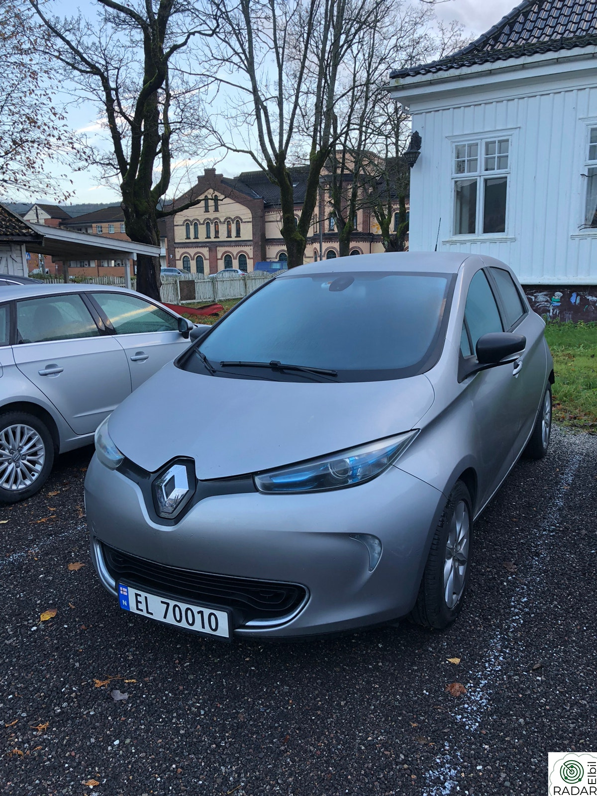 RENAULT ZOE Intens Easy Charge -som intenst IKKE lader, ironisk nok