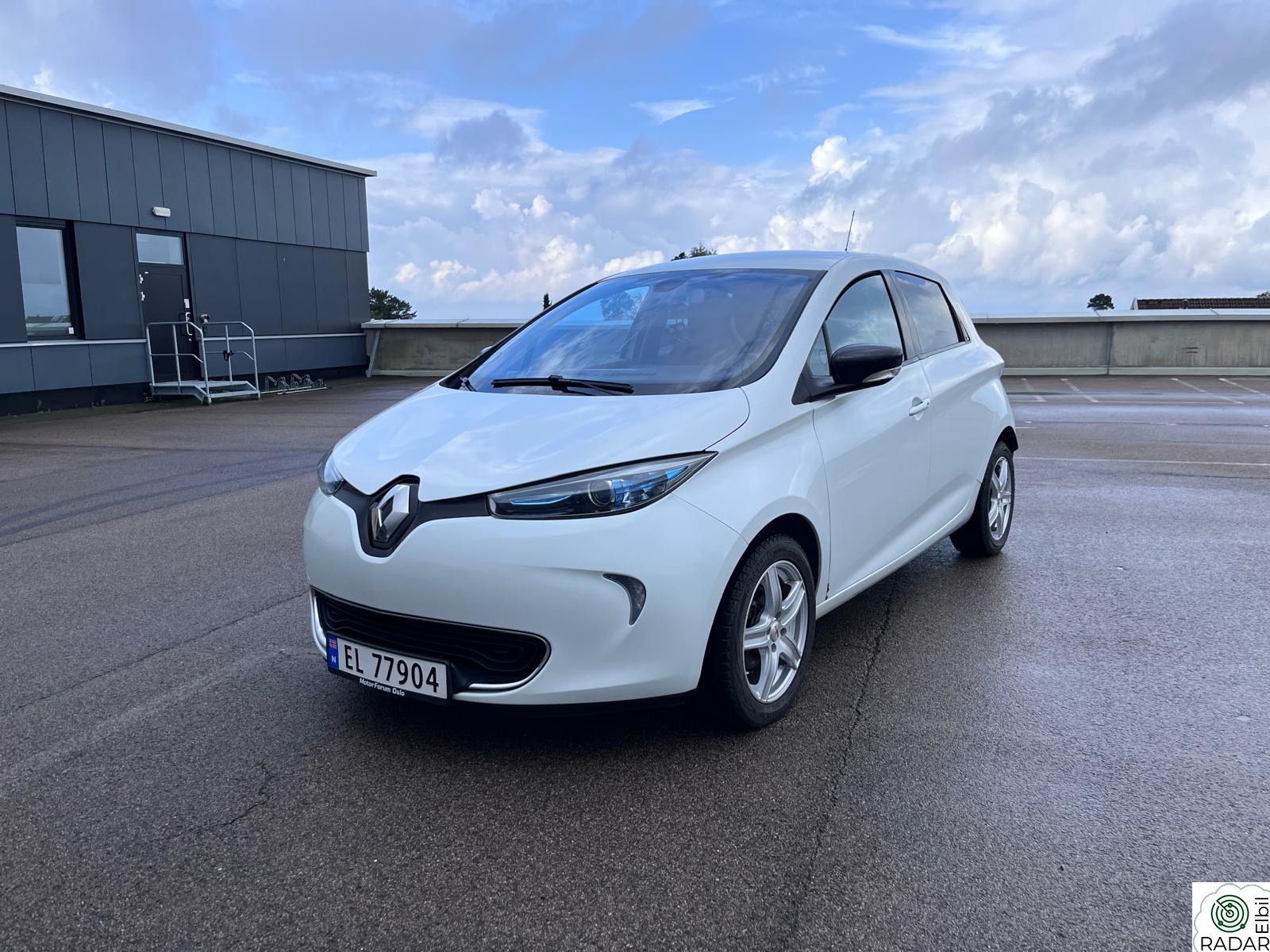 RENAULT ZOE