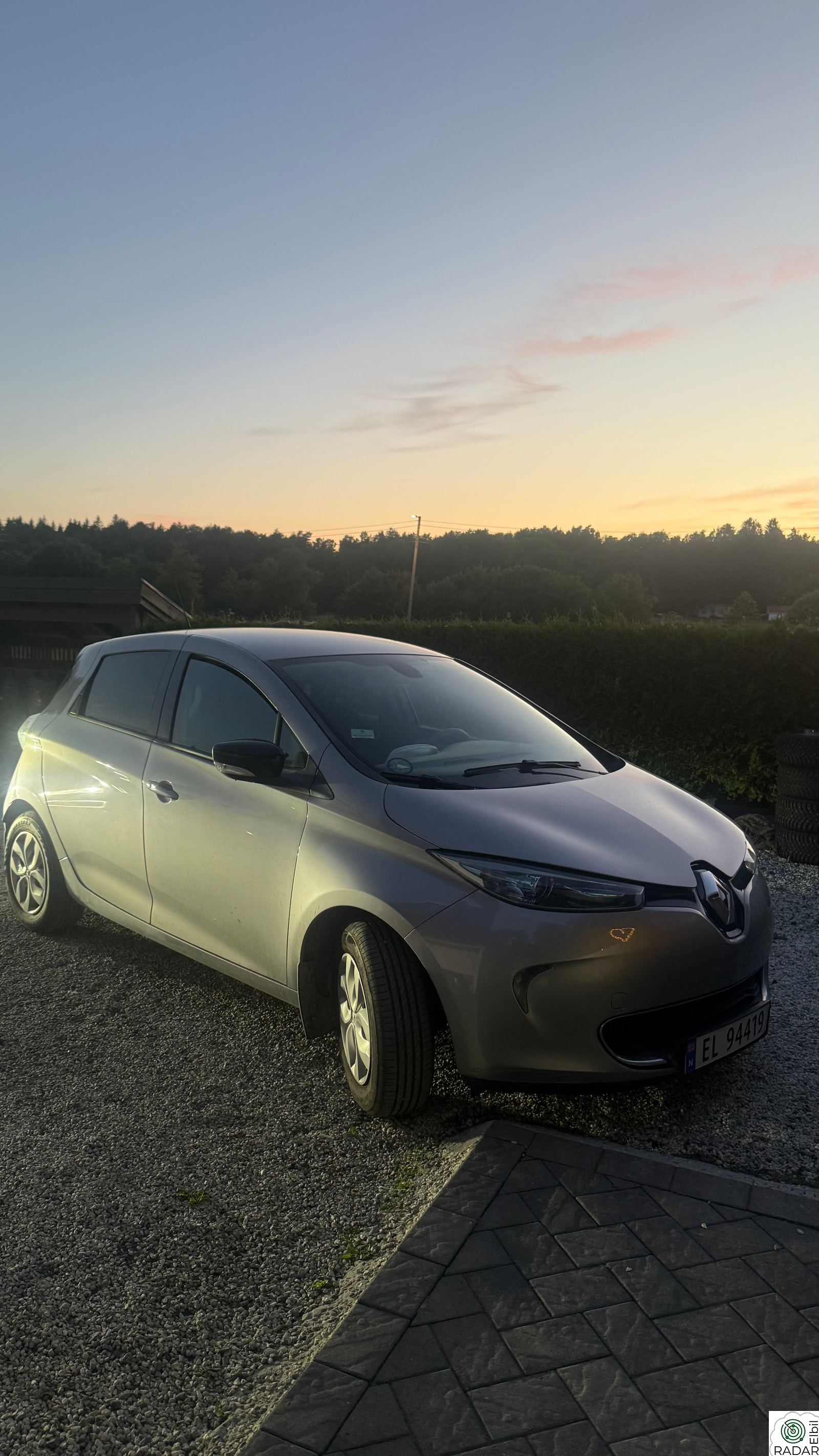 RENAULT ZOE